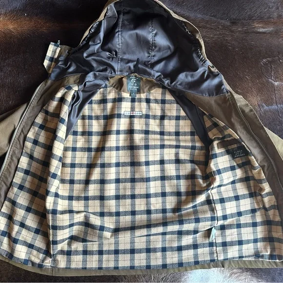 Filson X Freeman Seattle Raincoat in Dark Earth Cover Cloth Size Small